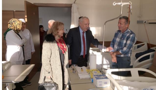 Başkan Akdemir, geleneksel ziyaretleri gerçekleştirdi...