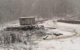 Mevsimin ilk karı Gümeli’ye yağdı