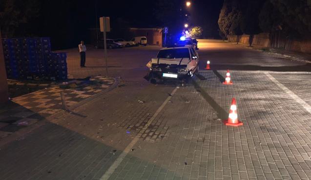 Aracı insanların üzerine sürdüler!!