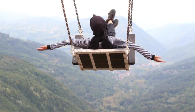 5 Metre Yükselteki Salıncağa İlgi Çok