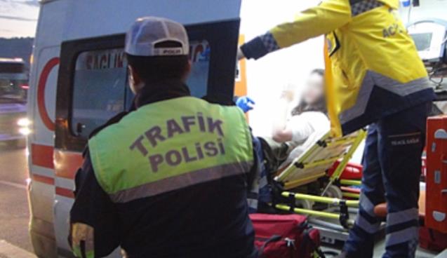 Çarptı… Duramadı… GeriÇarptı… Duramadı… Geri geldi… geldi…