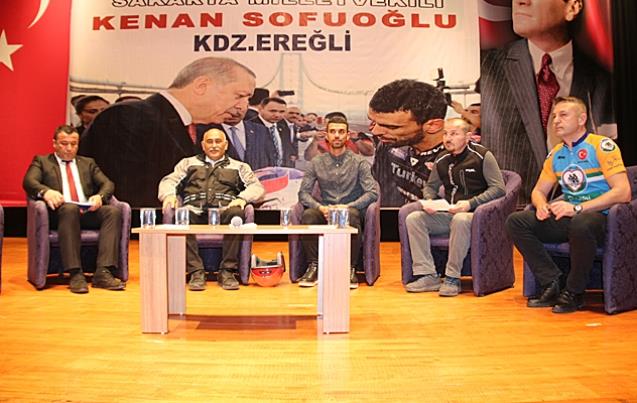 Sofuoğlu motorcularla buluştu…
