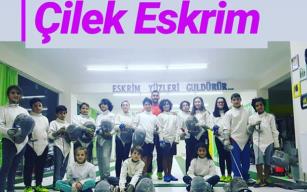 Çilek Eskrim Madalya peşinde!..