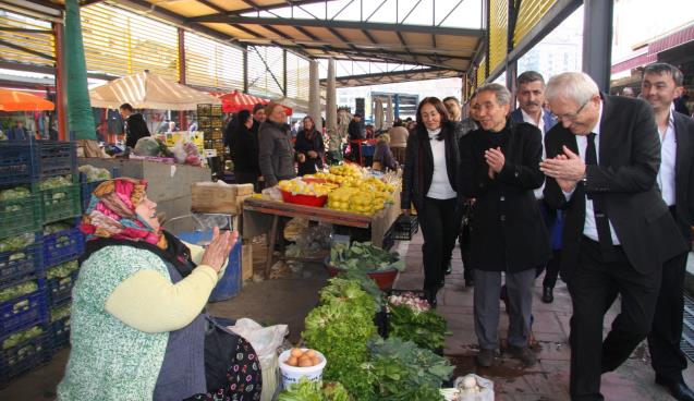 ‘PAZARCI ESNAFININ GÖNLÜNDE YATAN ASLAN POSBIYIK’TIR’