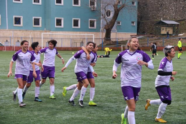 Kızlar 3 Puanı 3 golle aldı
