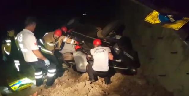 Kontrolünü kaybetti.. Şarampole yuvarlandı...