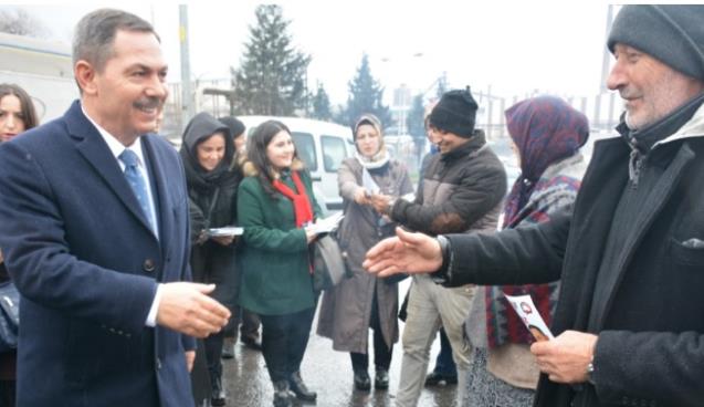 Uysal, Cumartesi Pazarını gezdi...