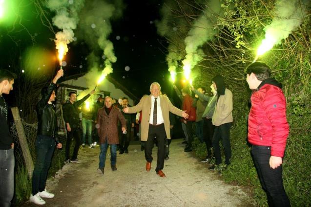 Büyük bir sevgi ve ilgiyle karşılandı.