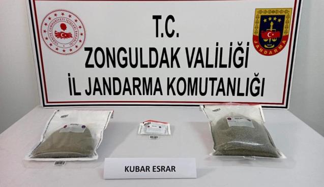 1 Kilo 200 gram Esrar  Yakalandı 