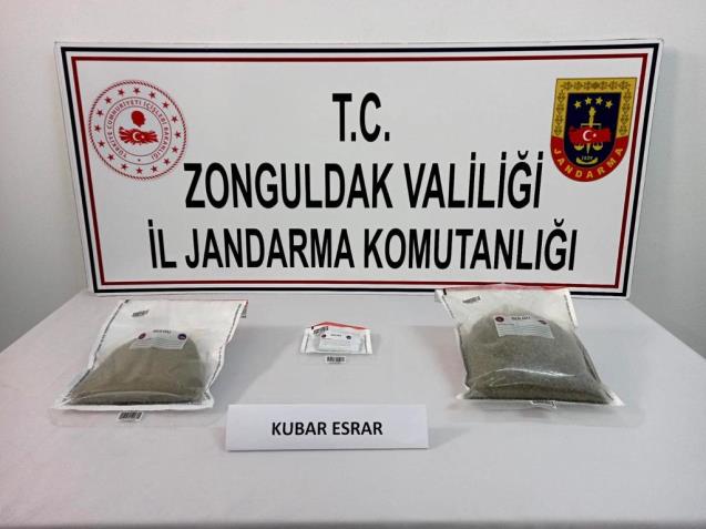 1 Kilo 200 gram Esrar  Yakalandı 