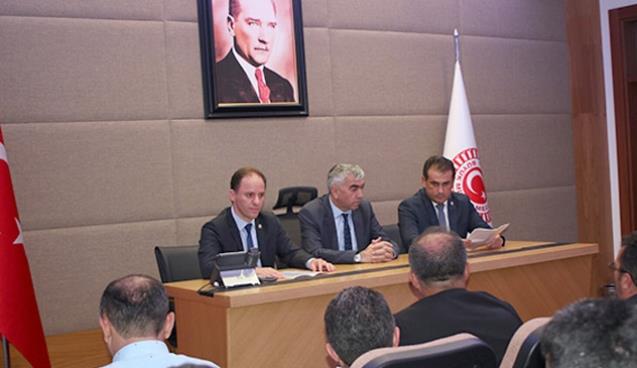 Madenciler taleplerini CHP’li vekillere anlattı