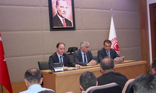 Madenciler taleplerini CHP’li vekillere anlattı