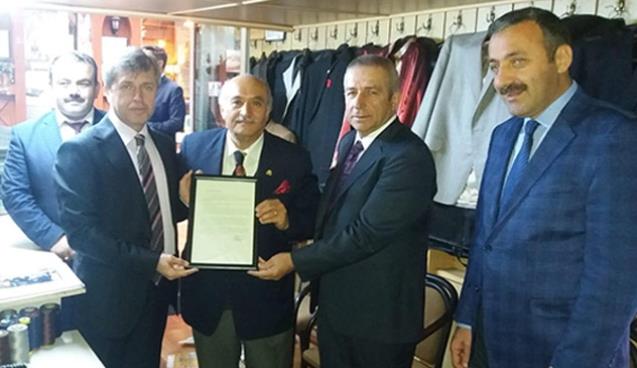 Vali Çınar Yılın Ahisi’ni ziyaret etti