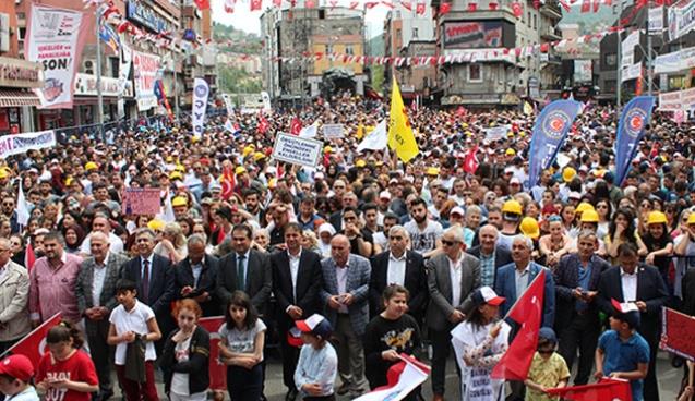 Emeğin başkentinde coşkulu 1 MAYIS...