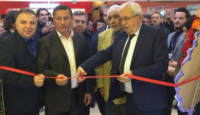 Şimdiden Başkan Gibi...