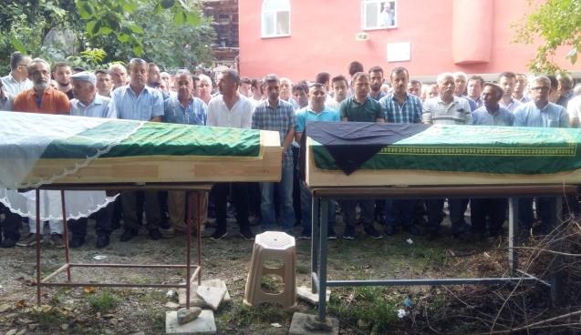 anne ve kızı yan yana toprağa verildi