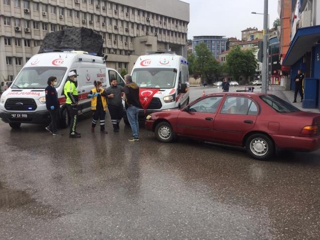 Kafa kafaya çarpıştılar…