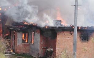 Bir anda alevleri içinde kaldı...