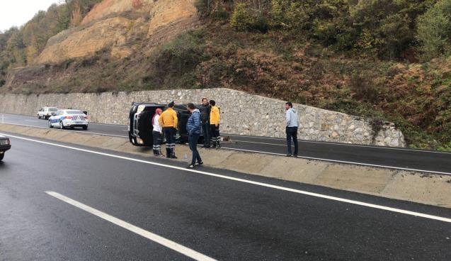 Virajı alamadı… Takla attı…