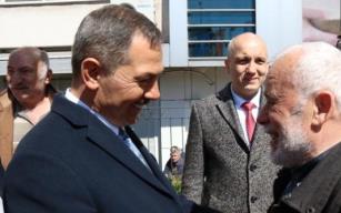 Uysal’ın yolunu kesti, isyan etti…