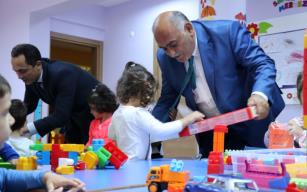  Erol Şahin çocukları sevindirdi…