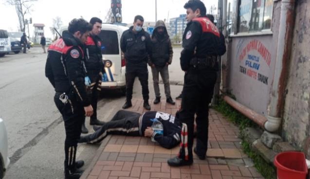 Bir anda yere yığıldı... Panik yaşandı...