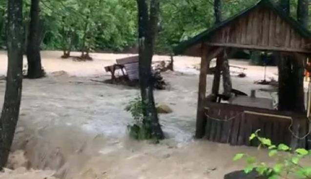 Kent Ormanı'nda dereler taştı...