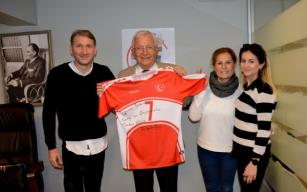 “Şampiyon gelmiş, Hoşgelmiş…”