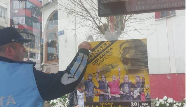 KDZ.EREĞLİ’DE AFİŞ KİRLİLİĞİ KALDIRILIYOR..