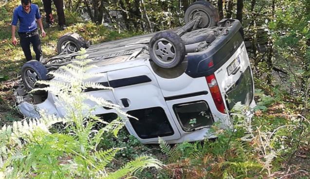 Kamyonet takla attı… Yaralılar var…