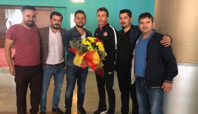 Taraftarlardan, Bülent Korkmaz’a ziyaret!..