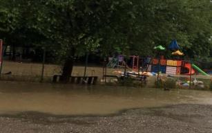 Midilli Park sular altında… Vatandaş endişeli…