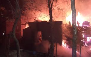  Karabük'te 2 katlı evde korkutan yangın