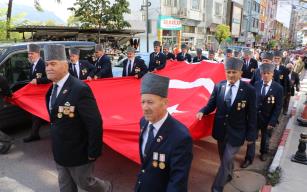 7’den 70’e "Cumhuriyet Korteji"
