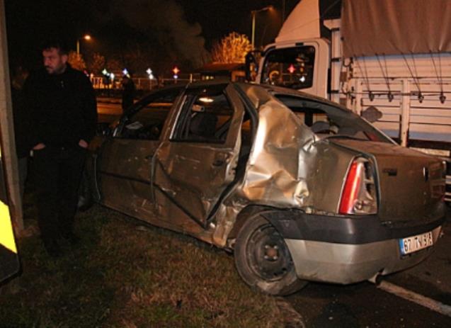 Biri ağır 2 yaralı var… O anlar kamerada...