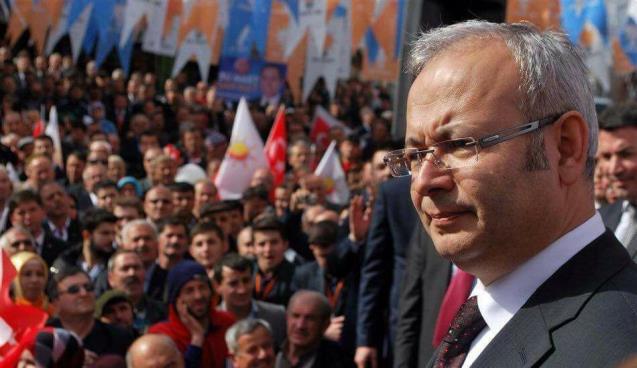 Ercan Candan " Aklın yolu birdir."