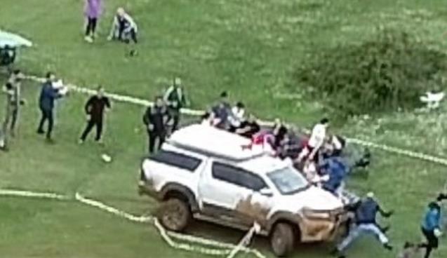 Organizatörler defalarca uyardı…Vatandaş dinlemedi..