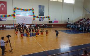 ERDEMİR İLKOKULU 312 MEZUN DAHA VERDİ