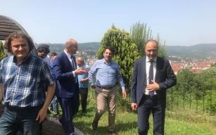 Eğitim Fakültesi'ne sehir terası..