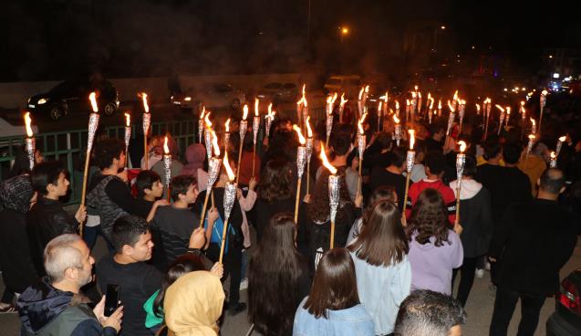 Karabüklüler Cumhuriyet coşkusunu fener alayıyla yaşadı