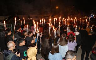 Karabüklüler Cumhuriyet coşkusunu fener alayıyla yaşadı