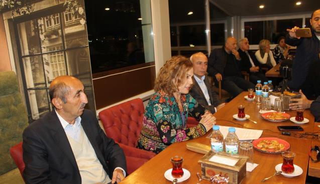 “Atatürk kadını olarak Demokrasi Havarisiyim..”