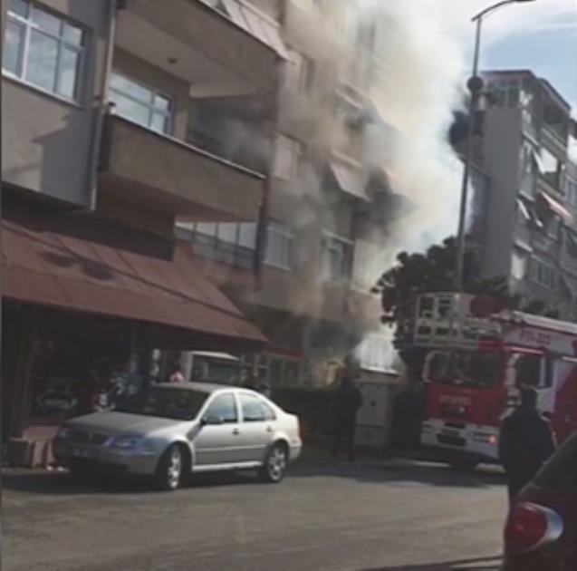 Bir anda duman sardı...