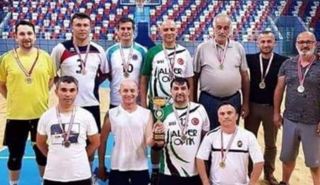 Mahalleler filede çarpışıyor 