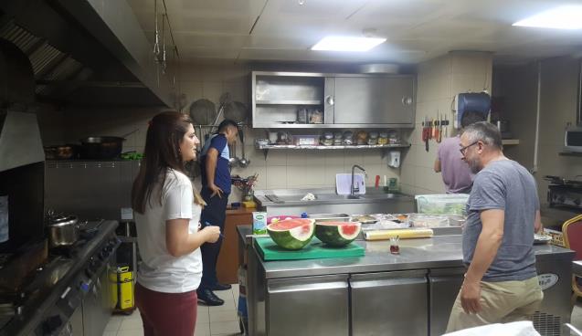 İŞYERLERİ FESTİVALE HAZIR