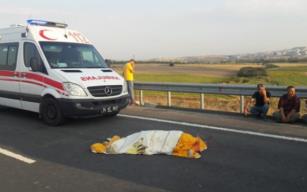 Aracını kontrol etmeye indi.. hayatını kaybetti.