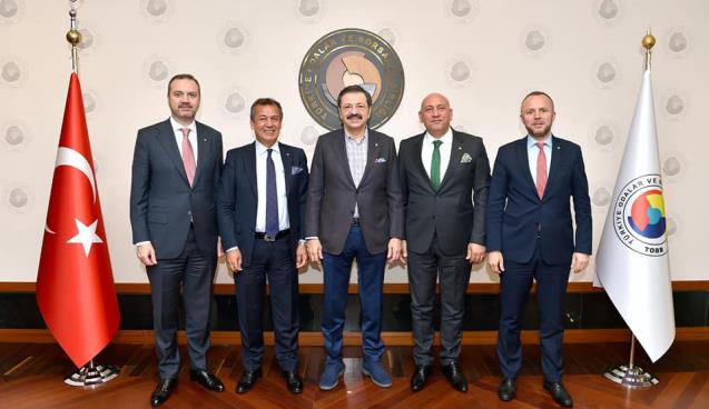 Dış İlişkiler Komisyonu toplantısına katıldı..