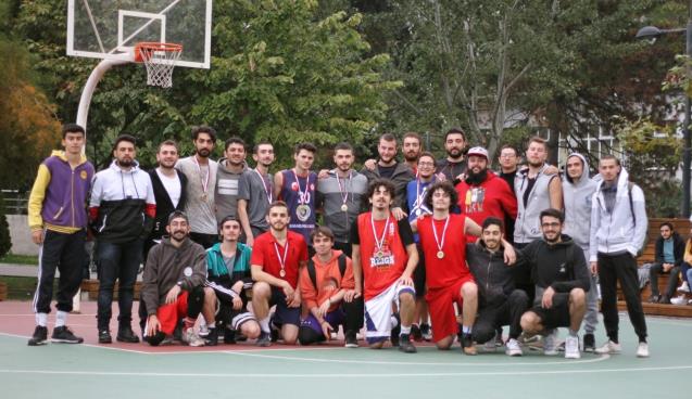 29 Ekim Cumhuriyet Bayramı ZBEÜ’de coşkuyla kutlandı