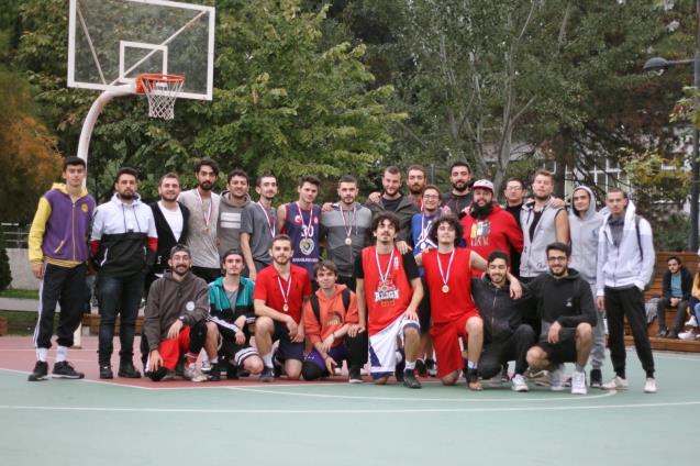29 Ekim Cumhuriyet Bayramı ZBEÜ’de coşkuyla kutlandı