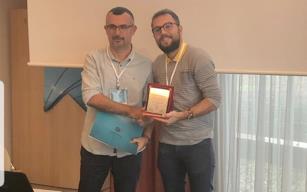 “Bilge Araştırmacı” ödülünü aldı..